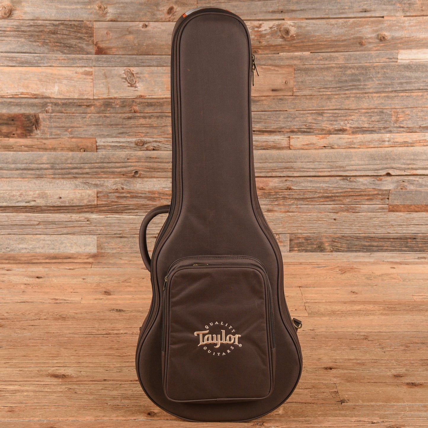 Taylor American Dream AD22E Sunburst 2021
