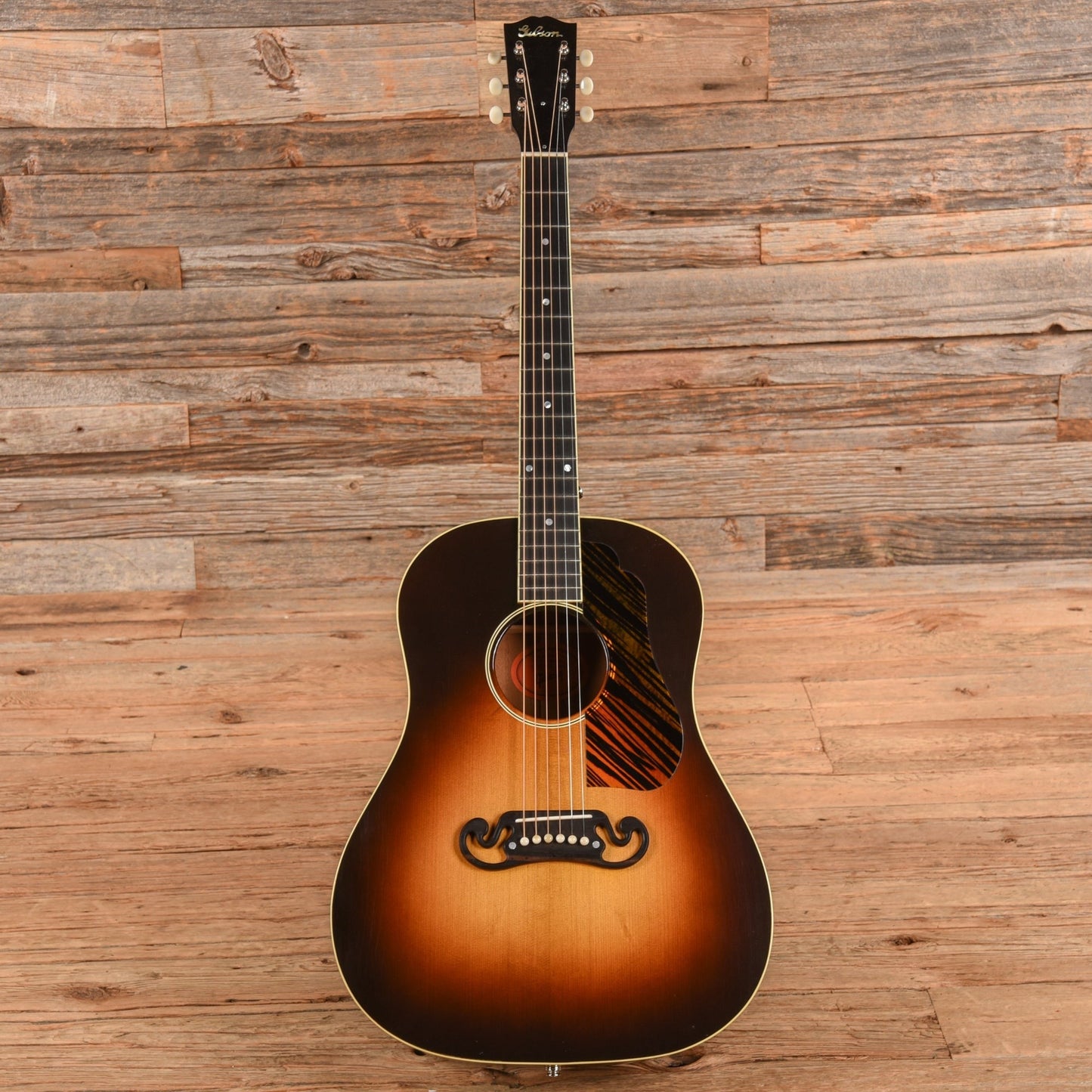 Gibson Custom Shop Historic 1939 J-55 Sunburst 2022
