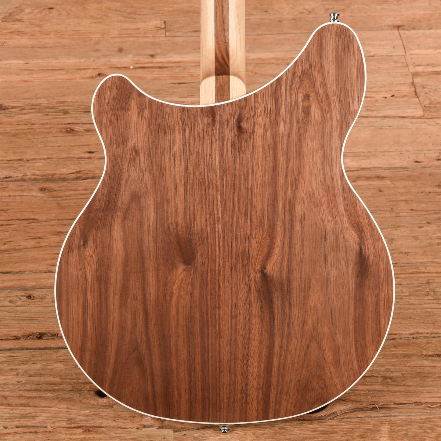 Rickenbacker 360W Walnut 2018
