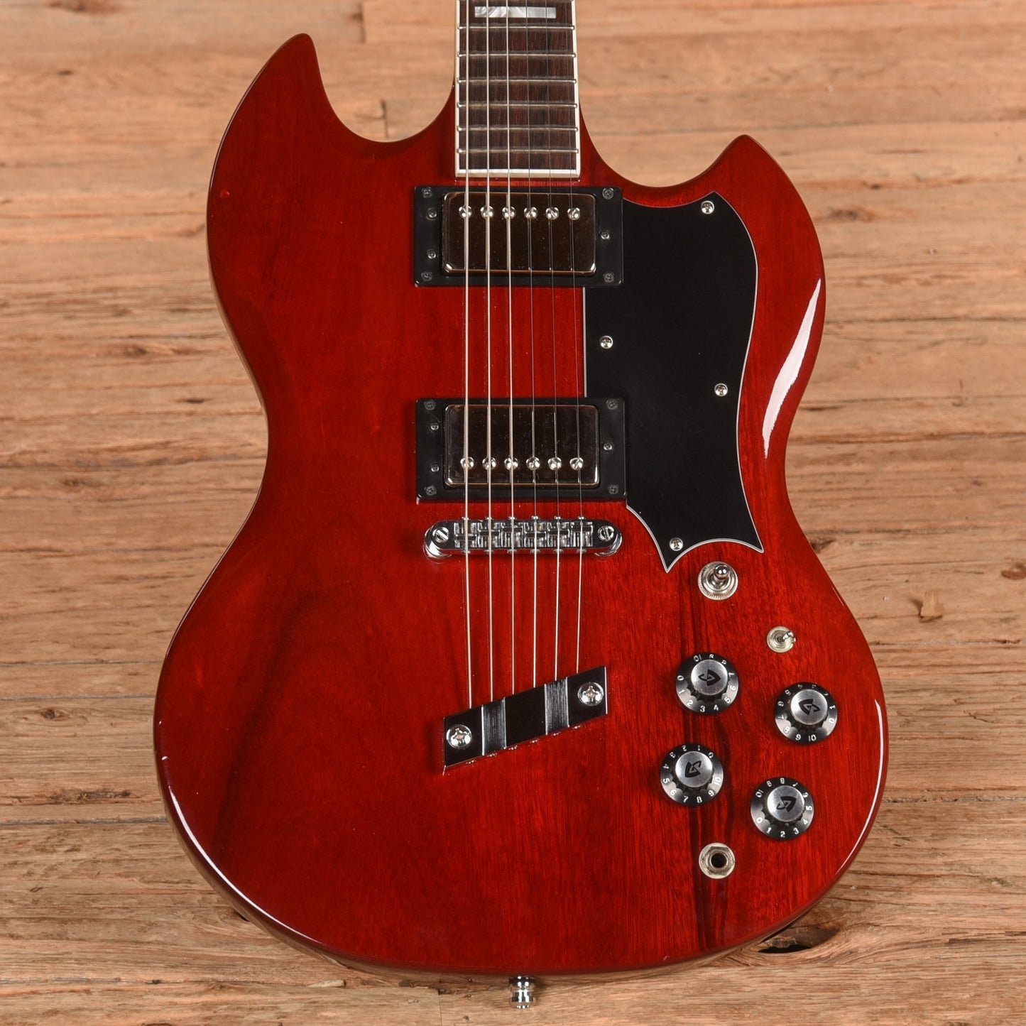 Guild Polara S-100 Cherry