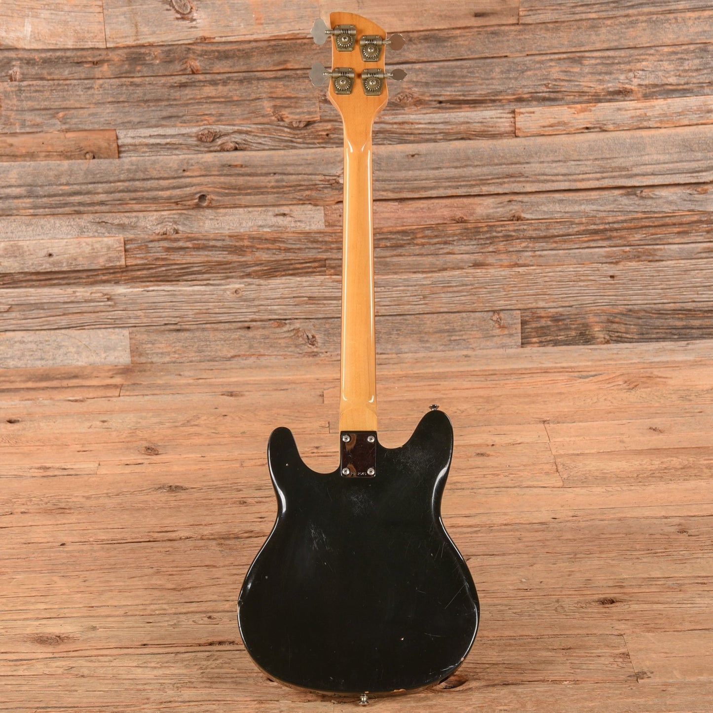 Rickenbacker 3000 Jetglo 1976
