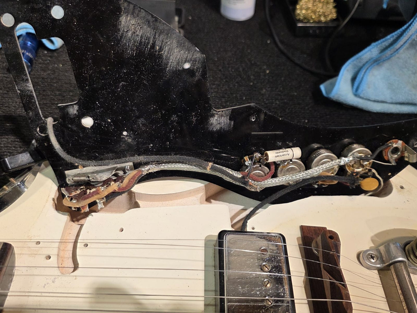 Supro Dualtone White 1962