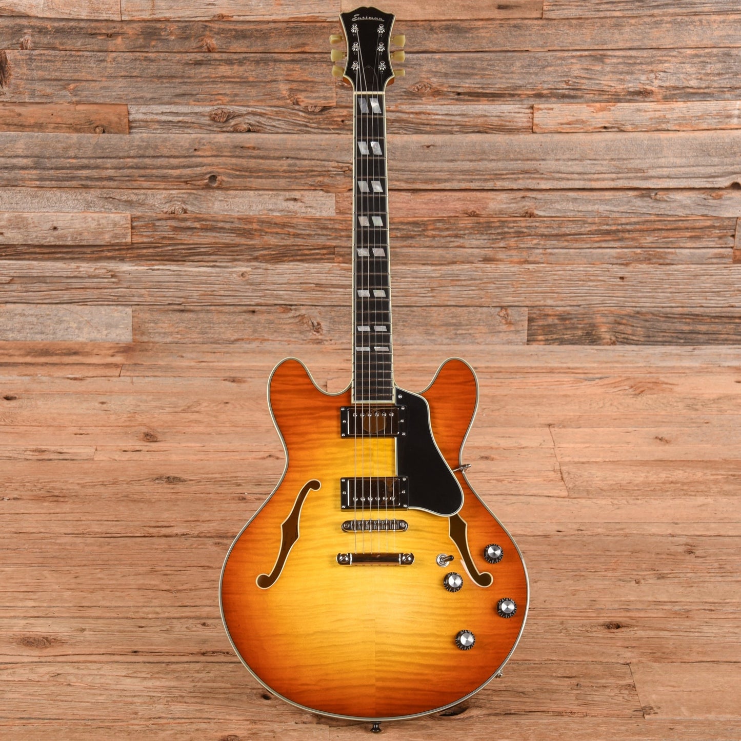 Eastman T486 Thinline Archtop Goldburst 2023