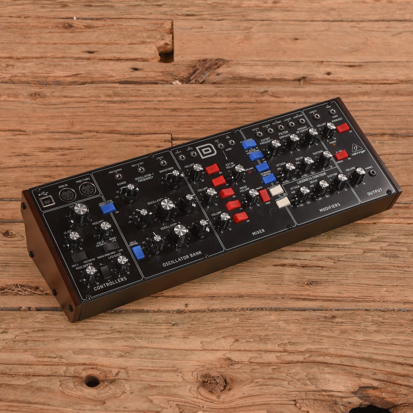 Behringer Model D Analog Synthesizer