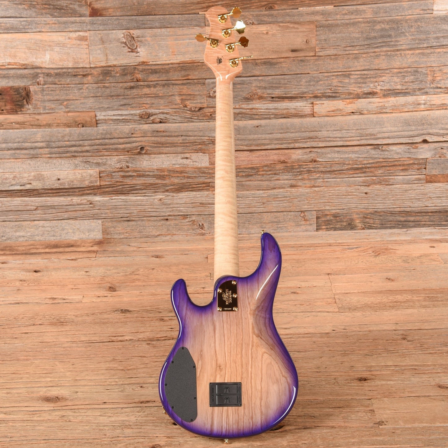 Music Man Ball Family Reserve StingRay 5 HH Moonbeam 2024