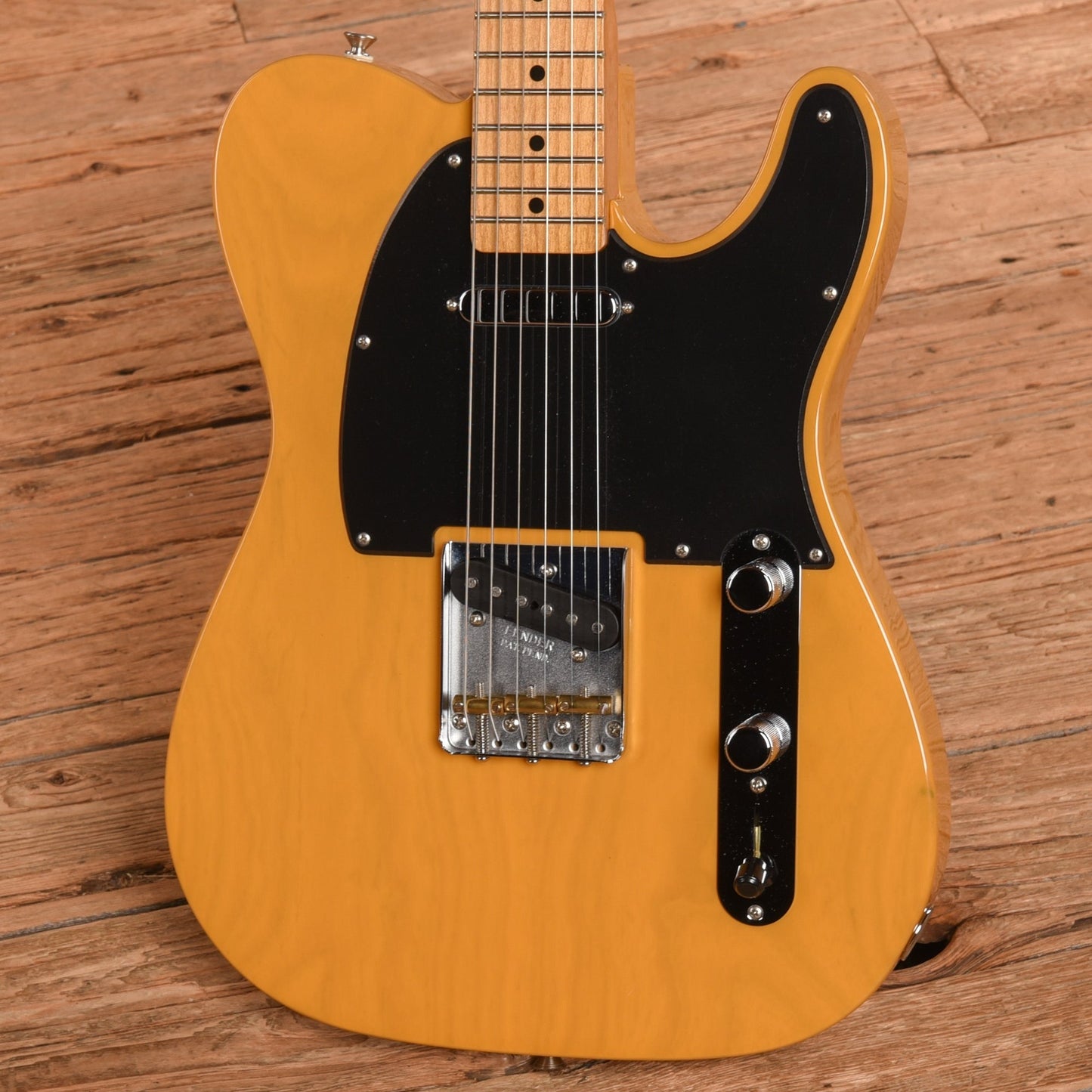 Fender Special Edition Deluxe Ash Telecaster Butterscotch Blonde 2017