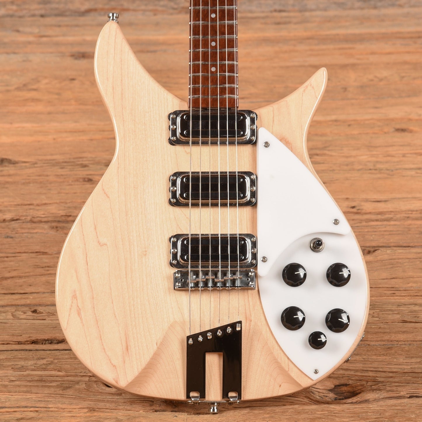 Rickenbacker 350/V63 Mapleglo 2022
