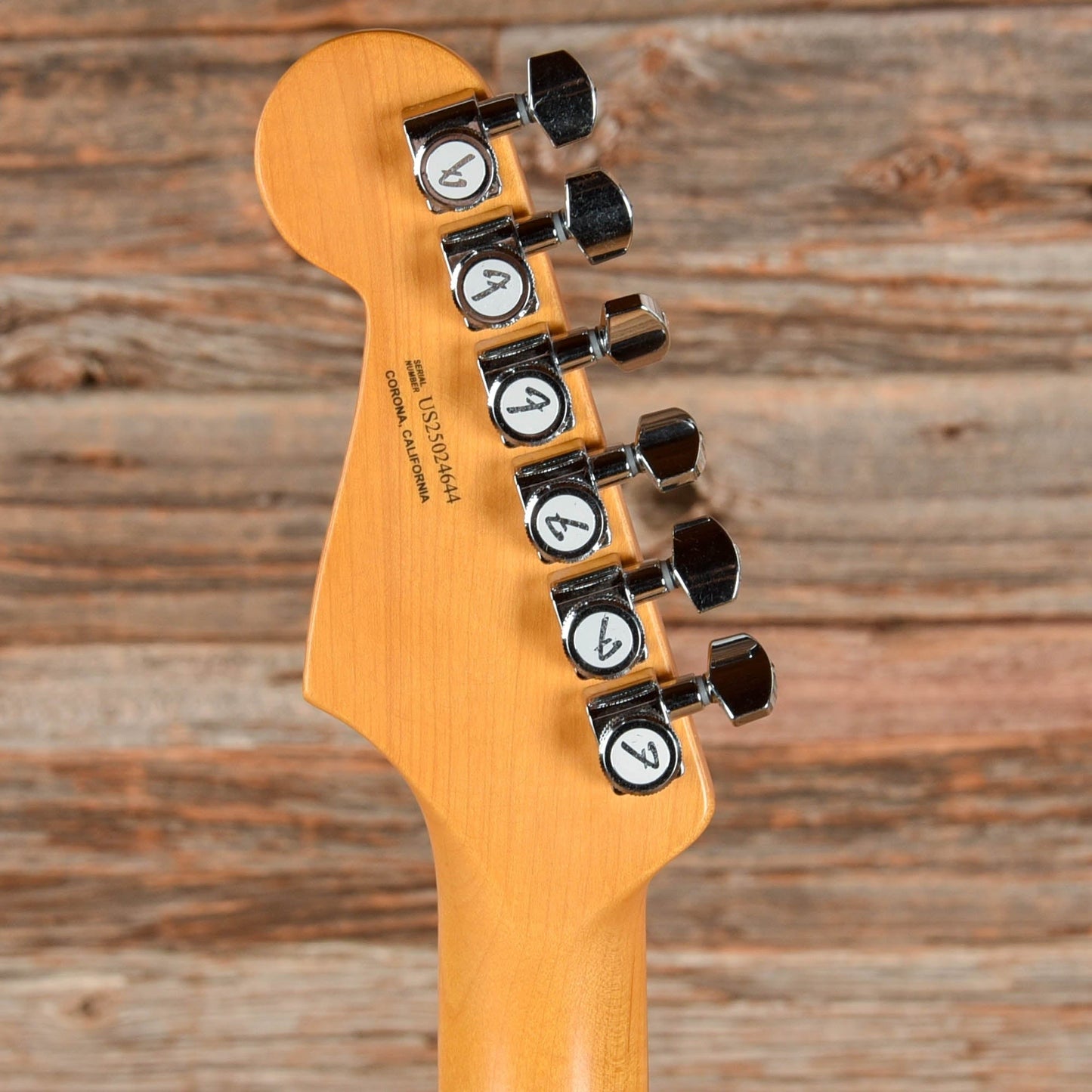 Fender American Ultra Luxe Vintage '60s Stratocaster Surf Green 2025