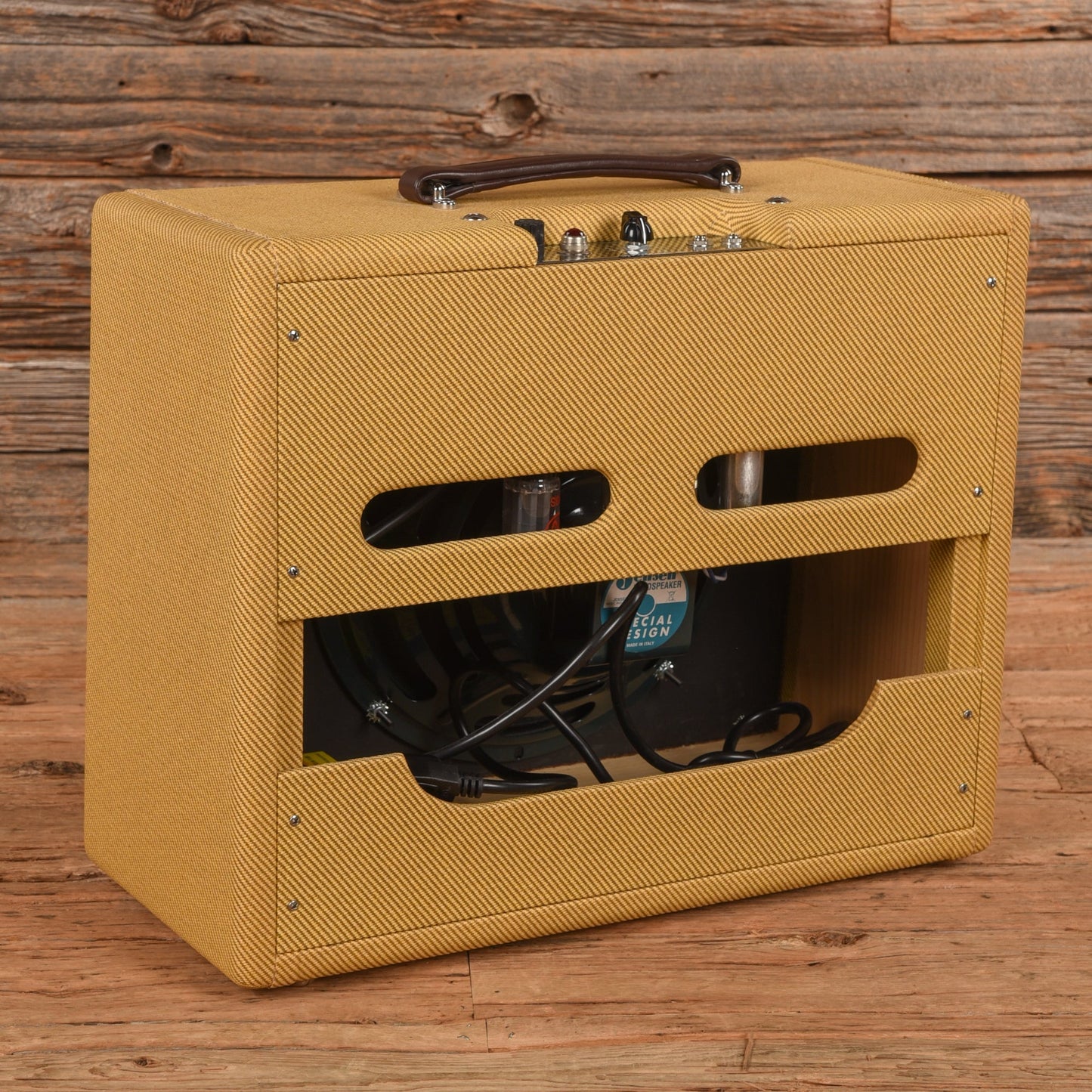 Victoria 5112 5-Watt 1x12" Guitar Combo Amp