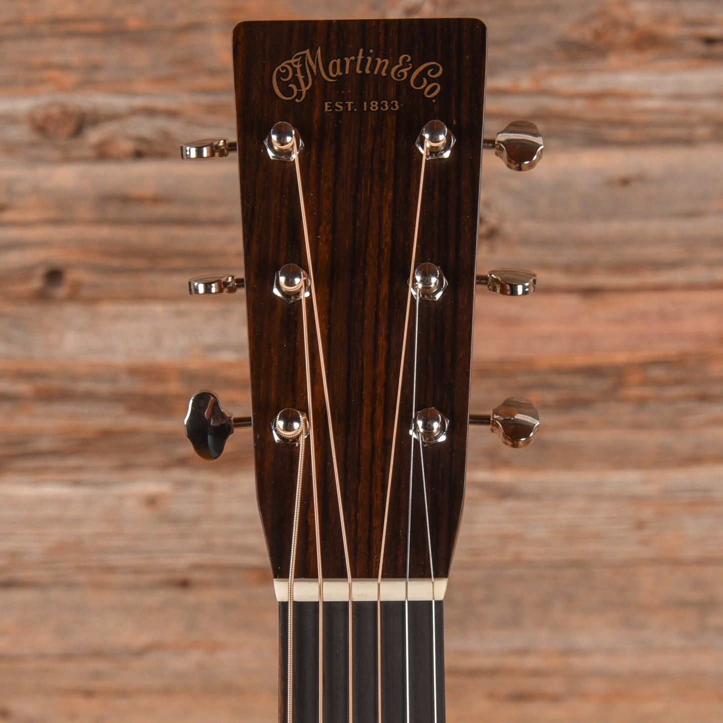 Martin Standard Series D-28 Satin Amberburst