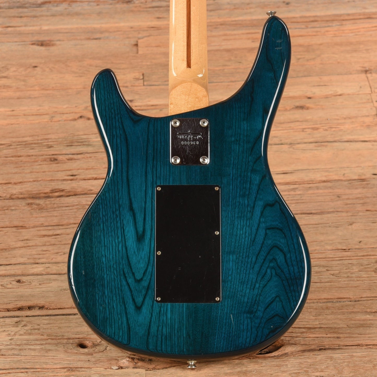 Washburn Force 6