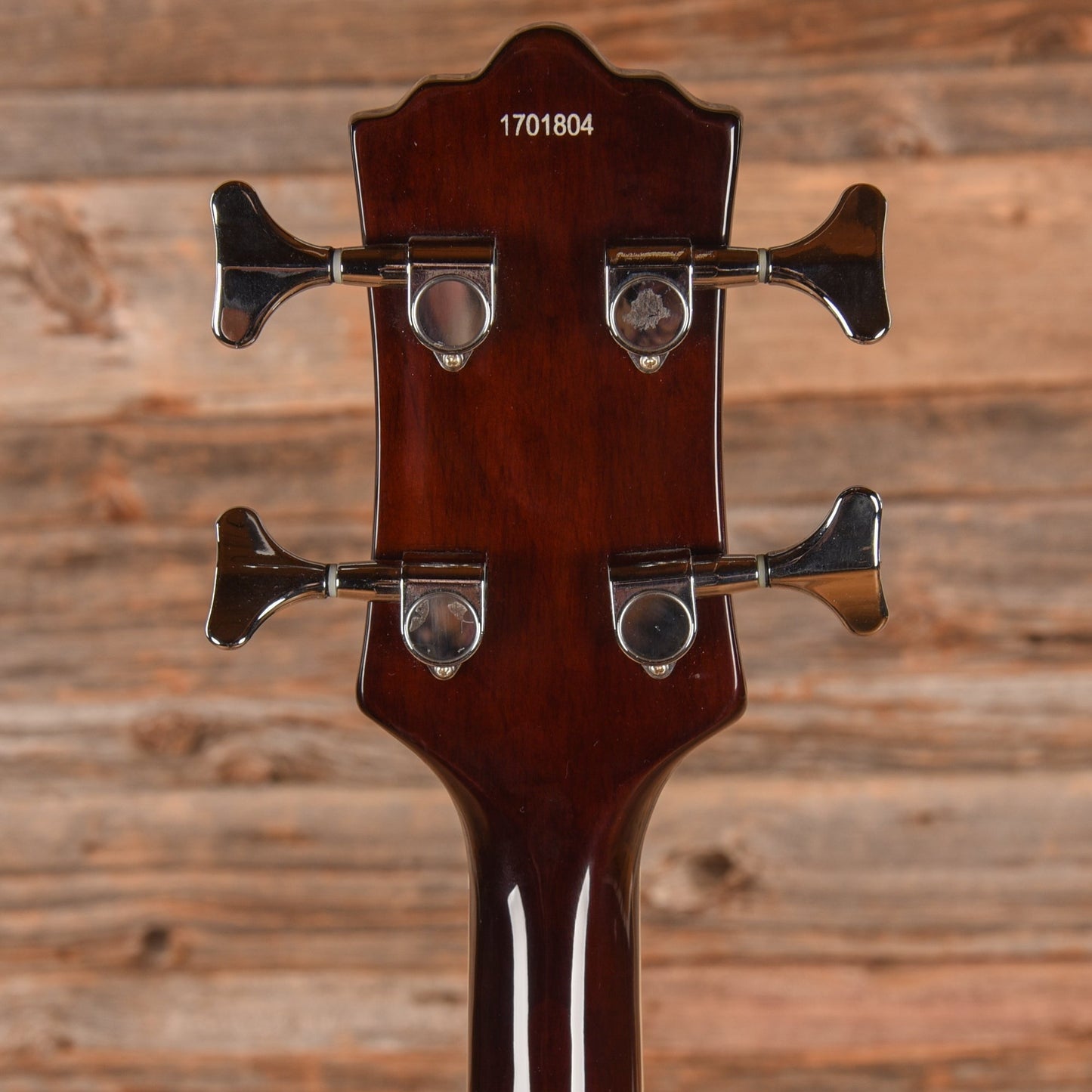 Eastwood Classic 4 Fretless Hollowbody Reissue Electric Bass Walnut