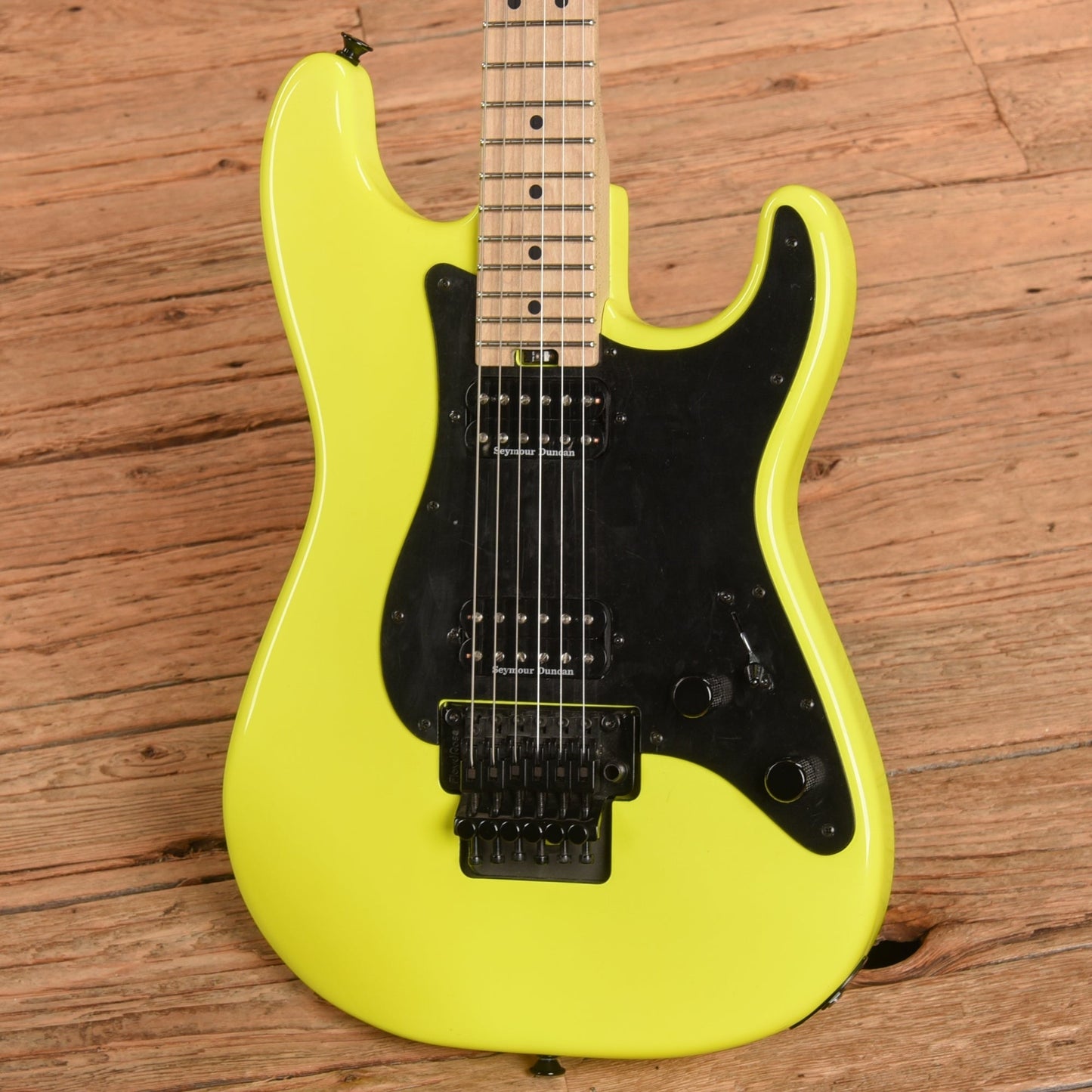 Charvel Pro-Mod So-Cal Style 1 HH FR Neon Yellow 2015