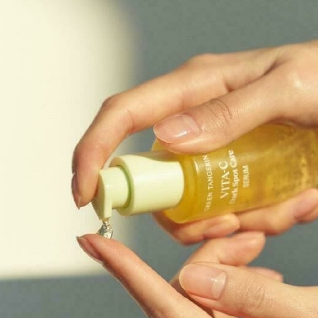 Green Tangerine Vita C Dark Spot Care Serum