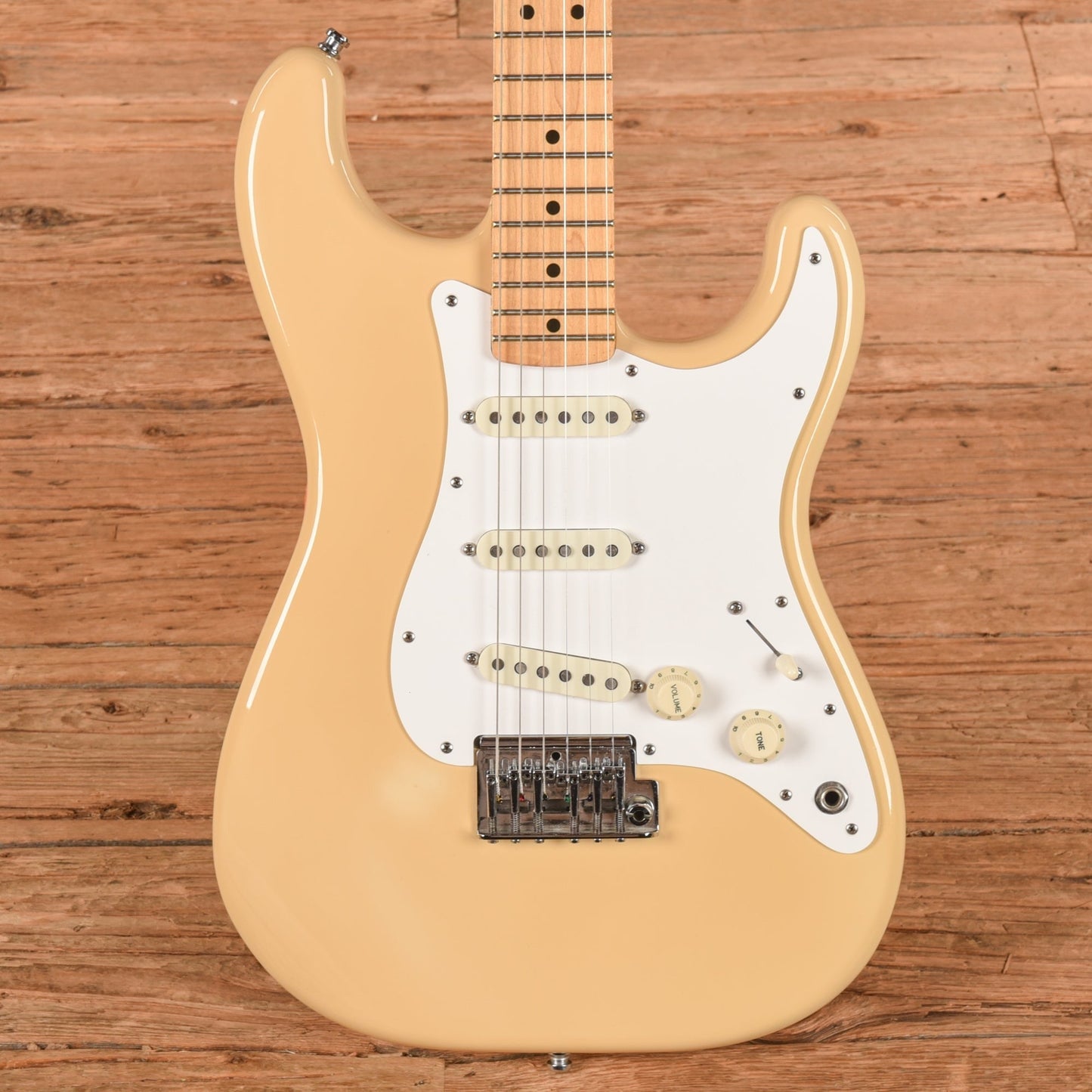 Fender Standard Stratocaster (2-Knob) Ivory White 1984