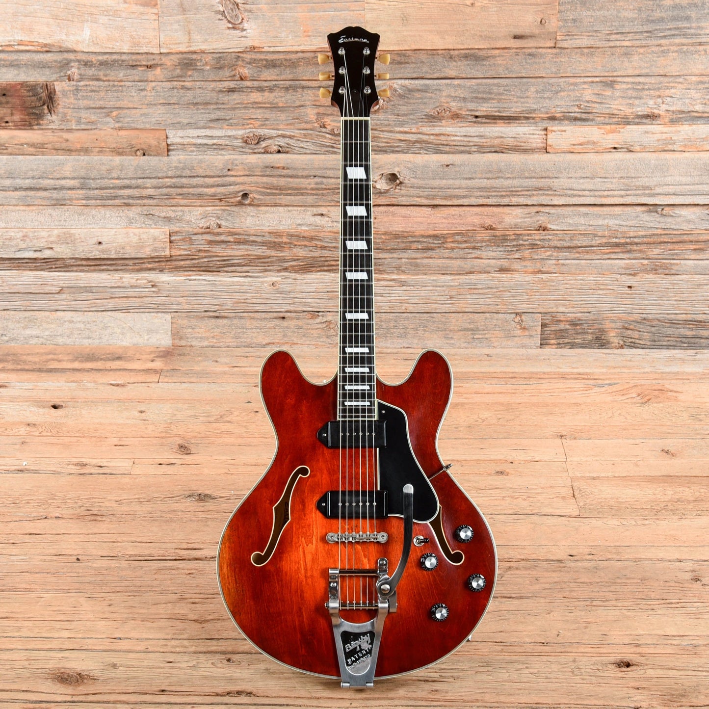 Eastman T64/V Thinline with Bigsby Classic 2022