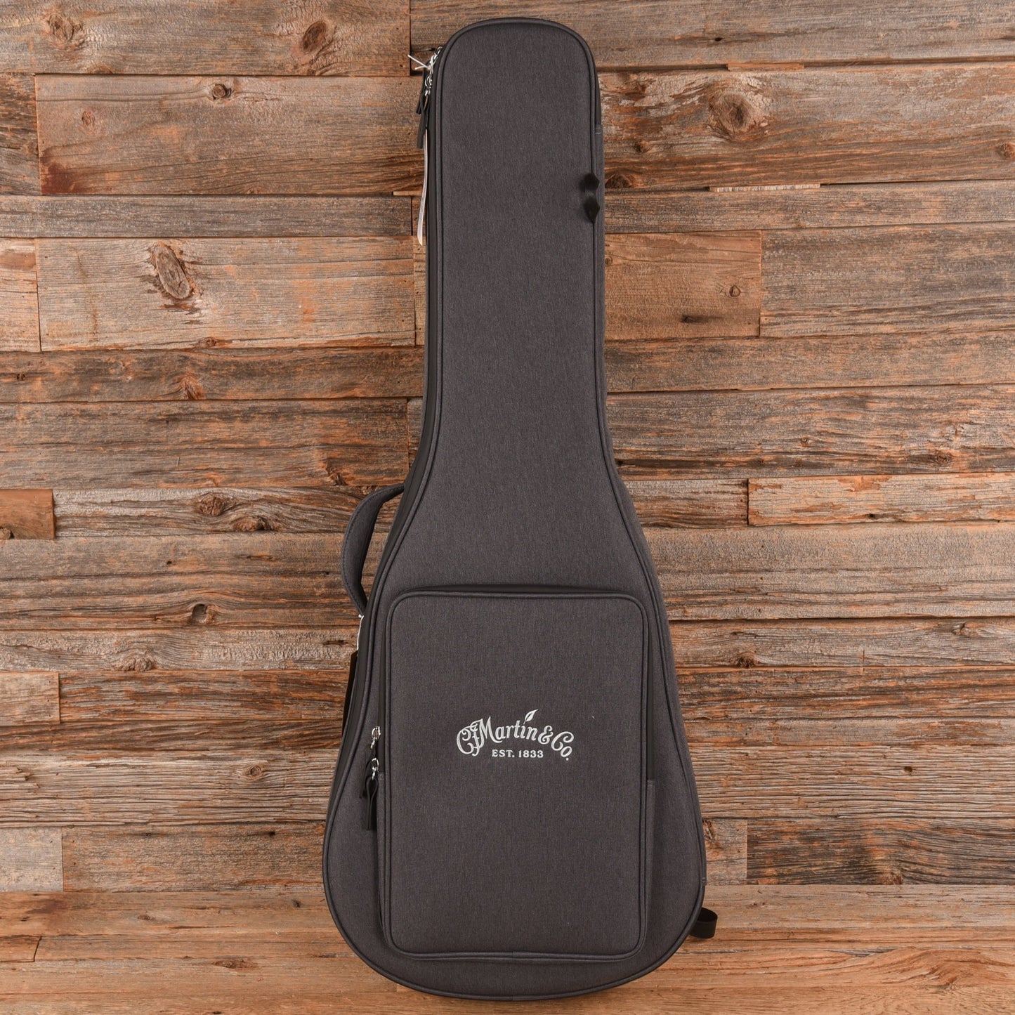 Martin 000C-Jr Walnut Burst 2026