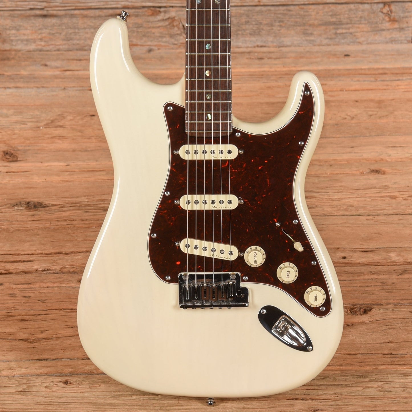 Fender American Deluxe Stratocaster White Blonde 2001