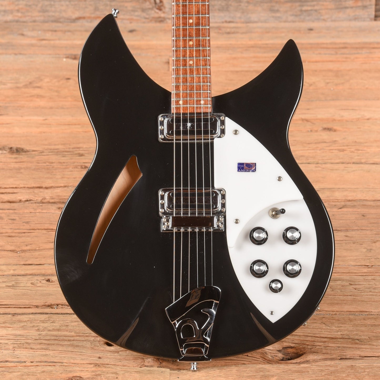 Rickenbacker 330 Jetglo 2005