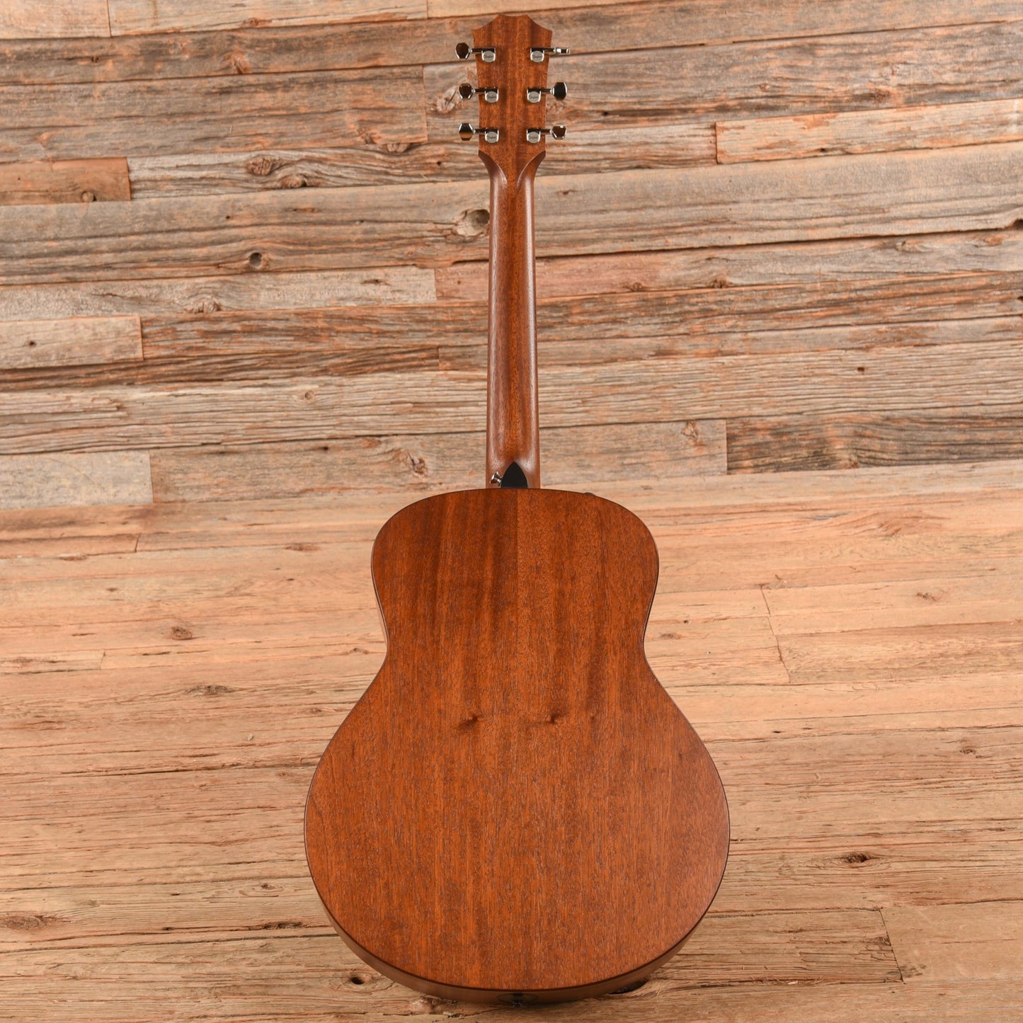 Taylor GTe Mahogany Natural - John Oates