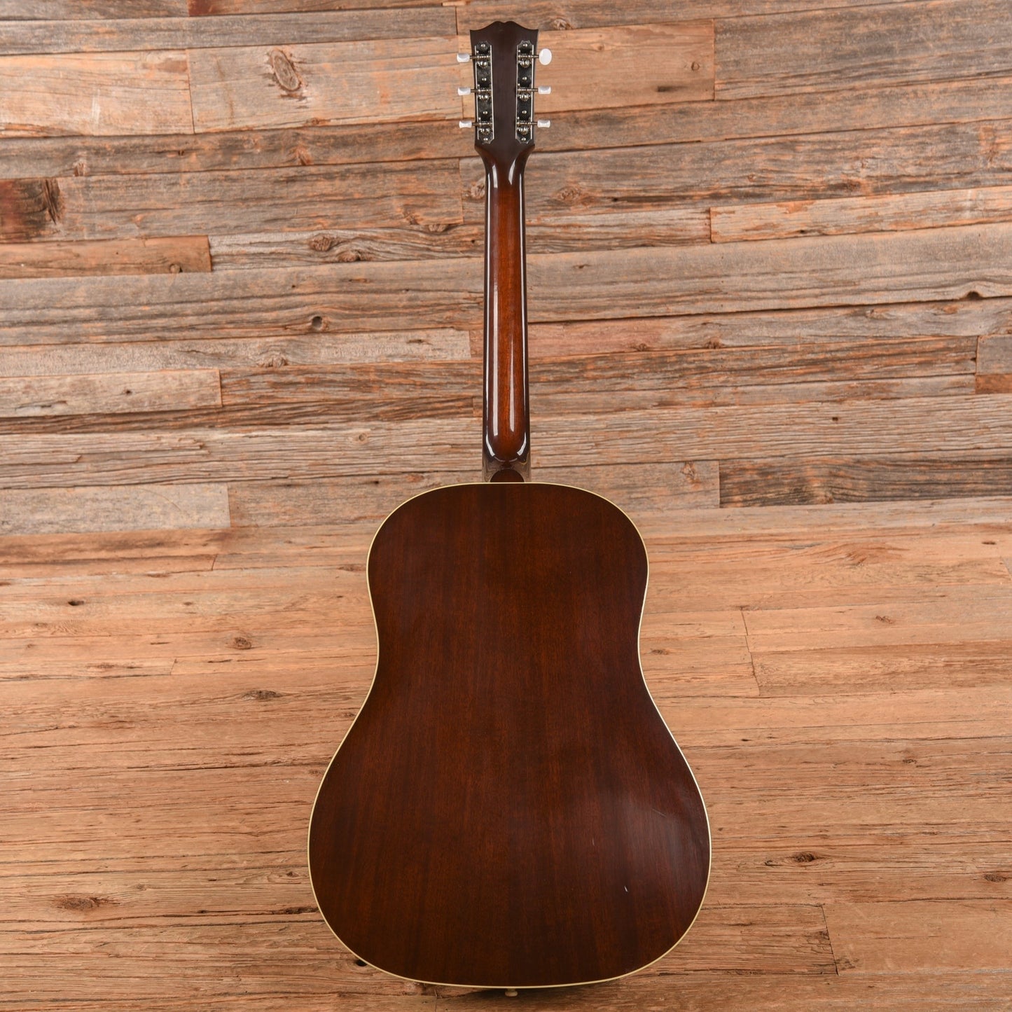 Gibson J-45TV Sunburst 2014