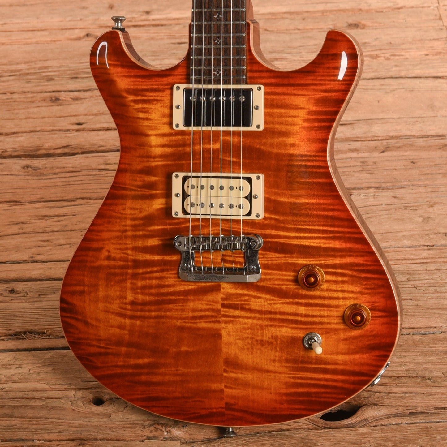 Knaggs Keya Sunburst