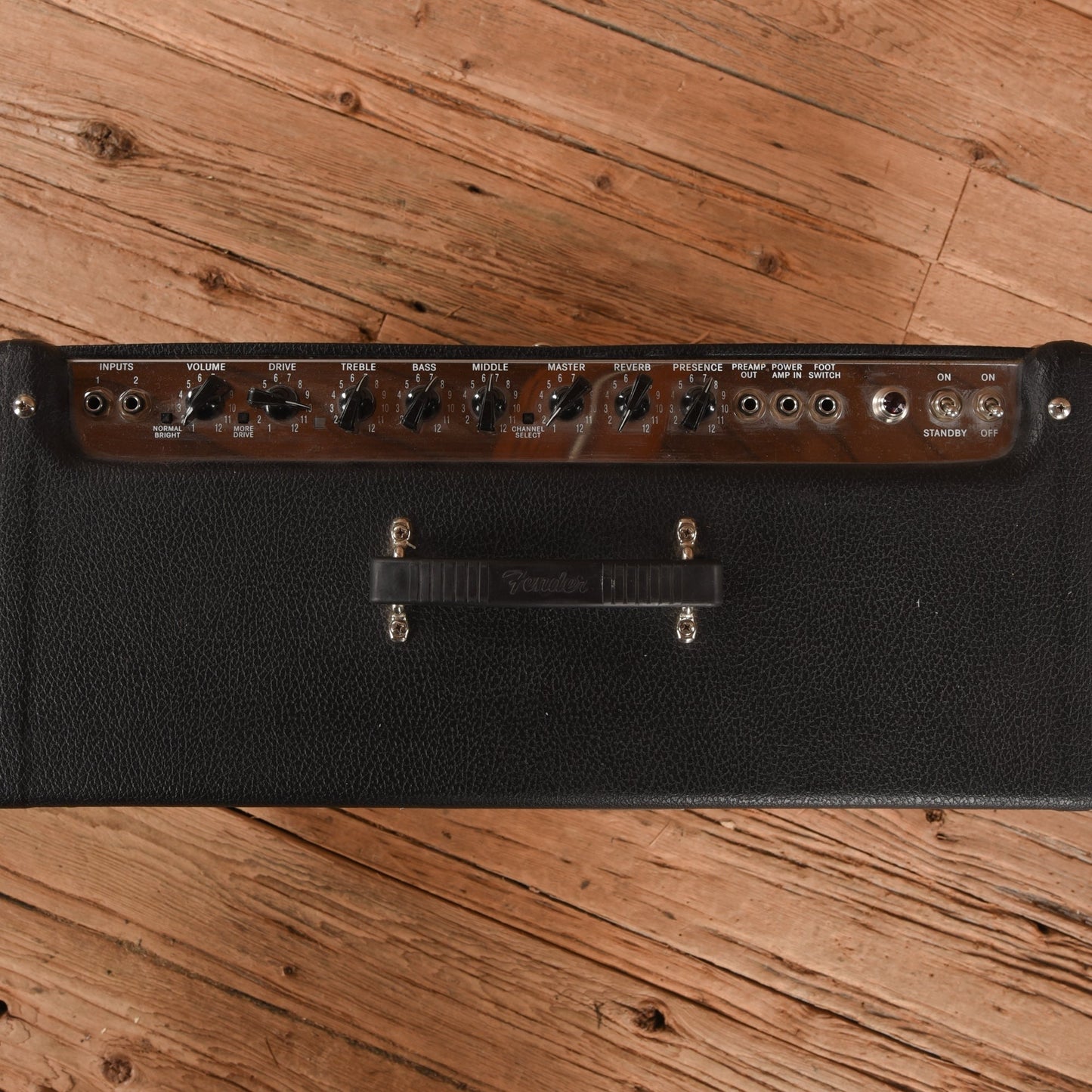 Fender Hot Rod Deluxe 3-Channel 40-Watt 1x12" Guitar Combo Amp