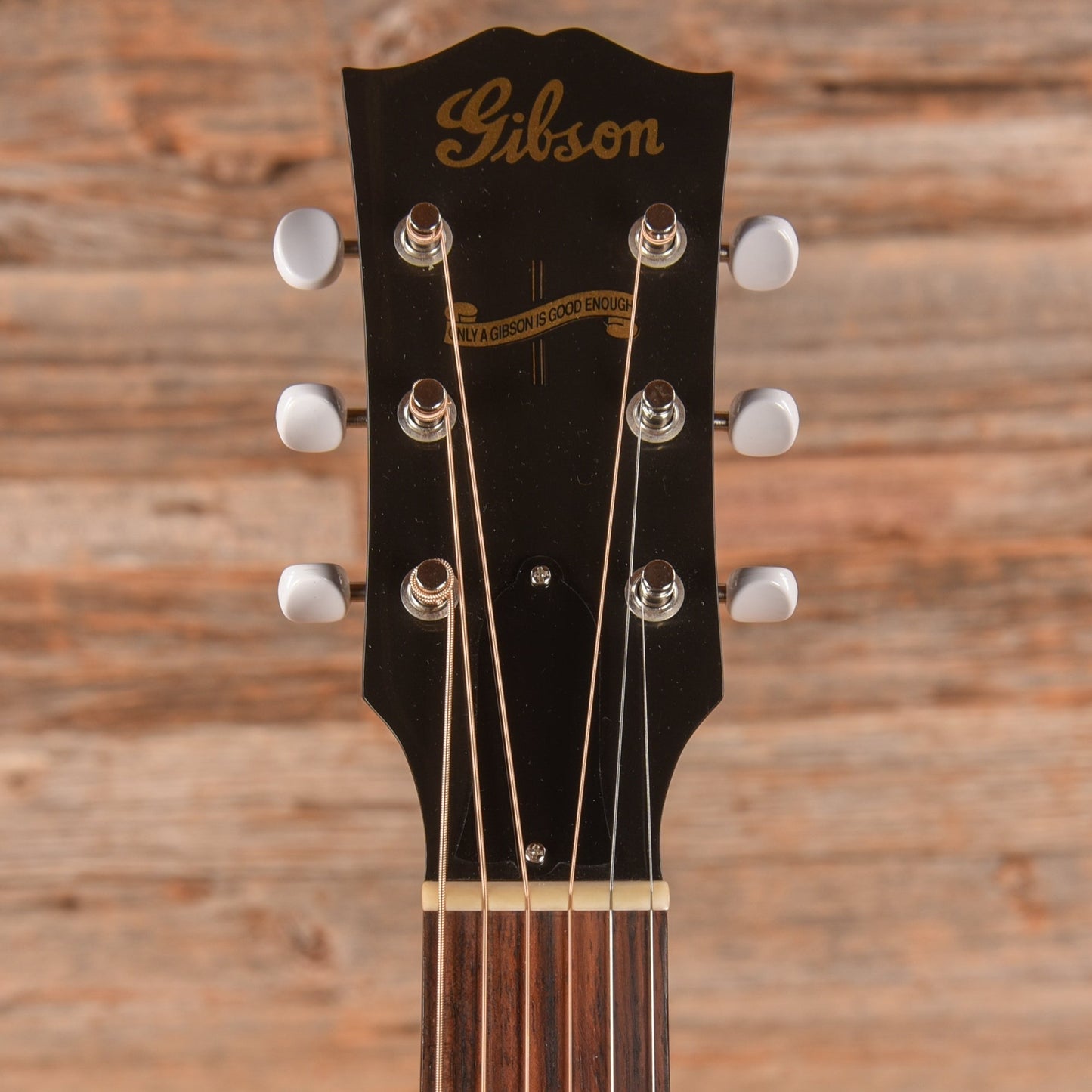 Gibson J-45TV Sunburst 2014