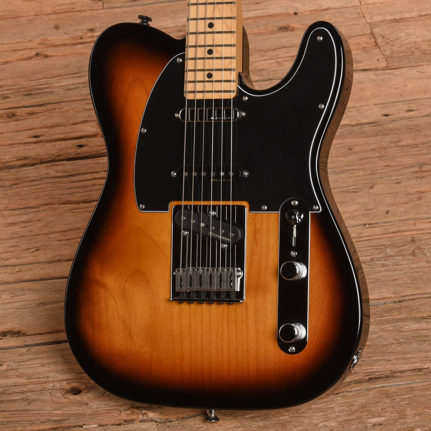 Fender Deluxe Nashville Telecaster Sunburst 2016