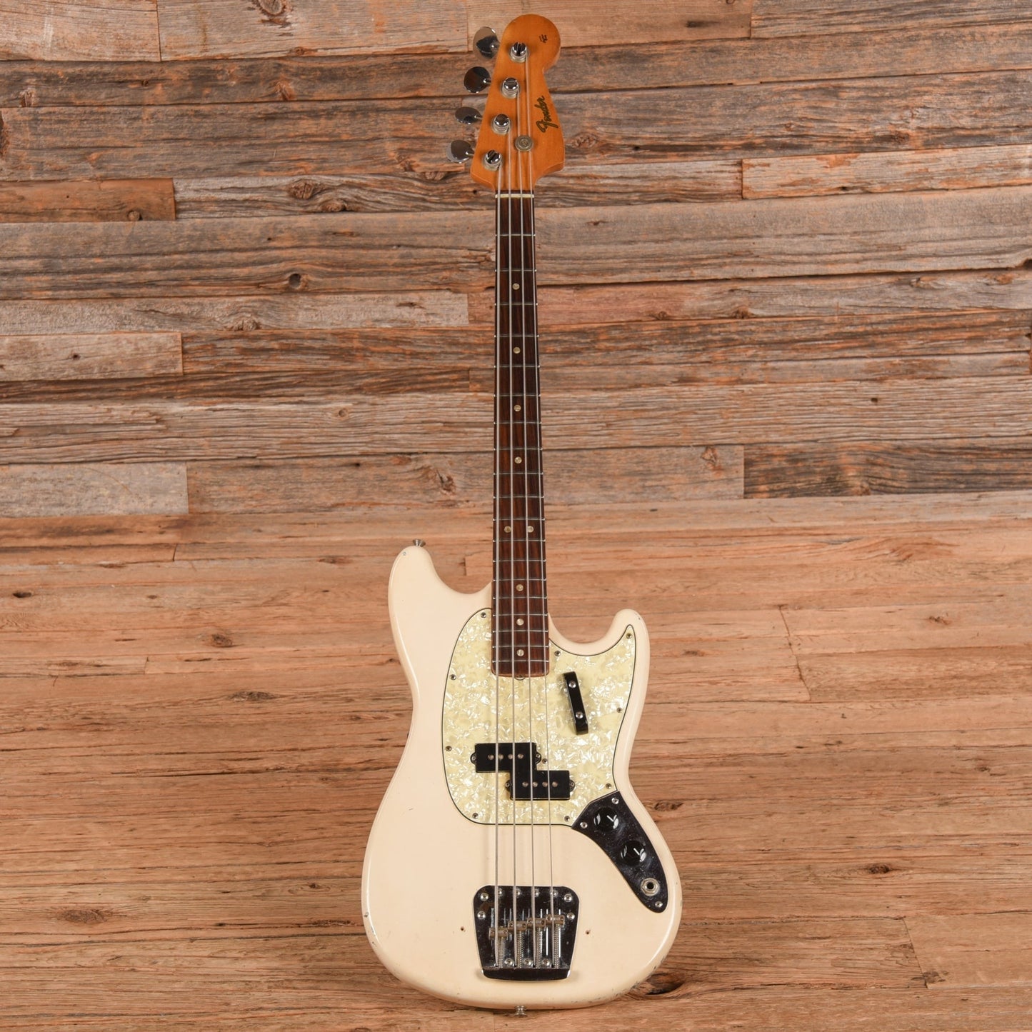 Fender Mustang Bass White 1966