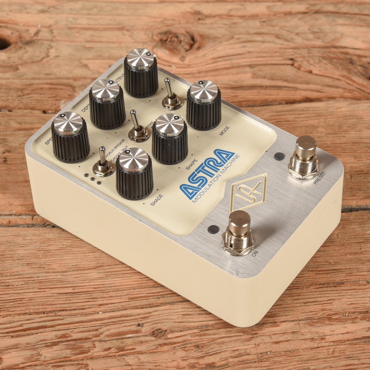 Universal Audio Astra Modulation Machine