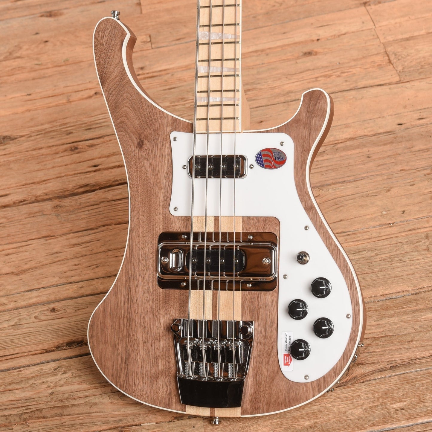 Rickenbacker 4003W Walnut 2025