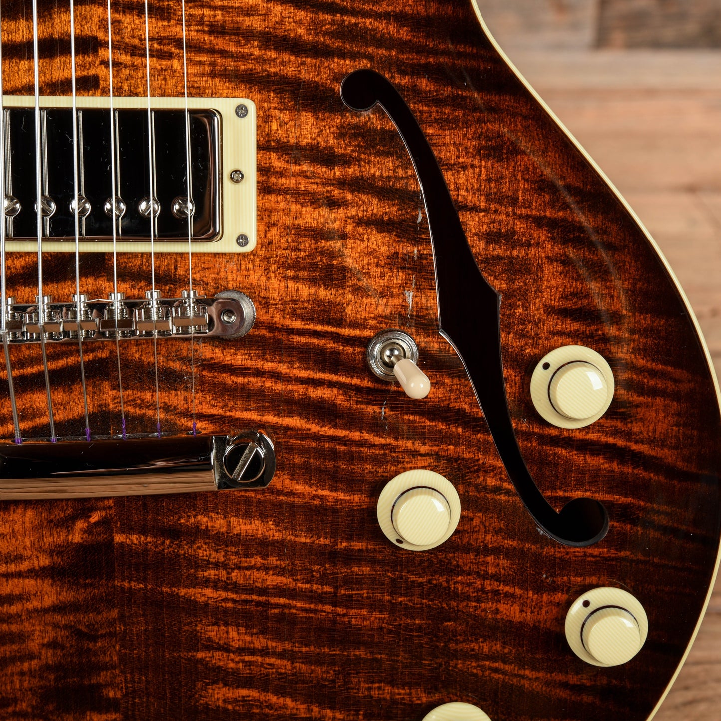 Collings I-35 Deluxe Tiger Eye Sunburst 2024