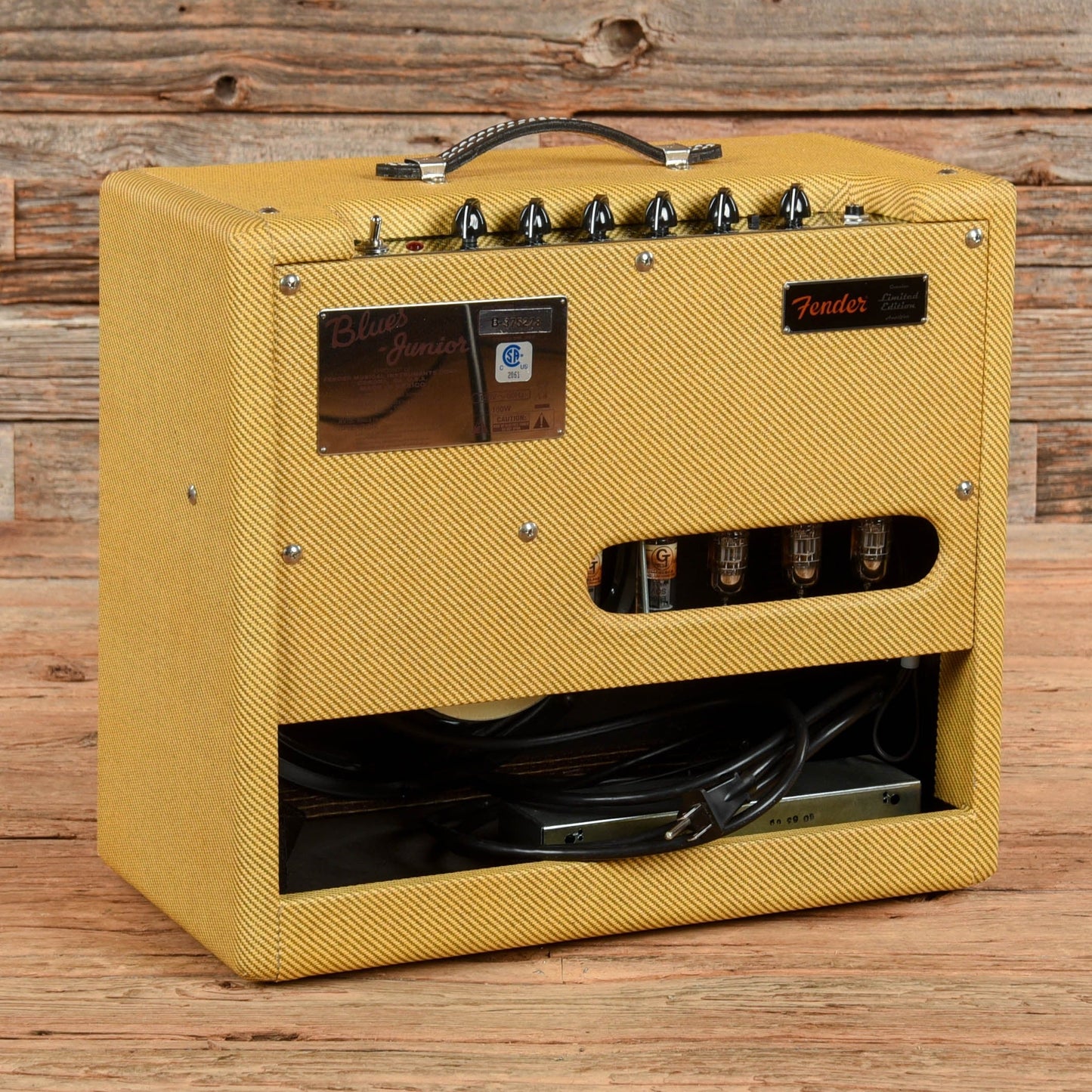 Fender Blues Junior 15-Watt 1x12" Guitar Combo