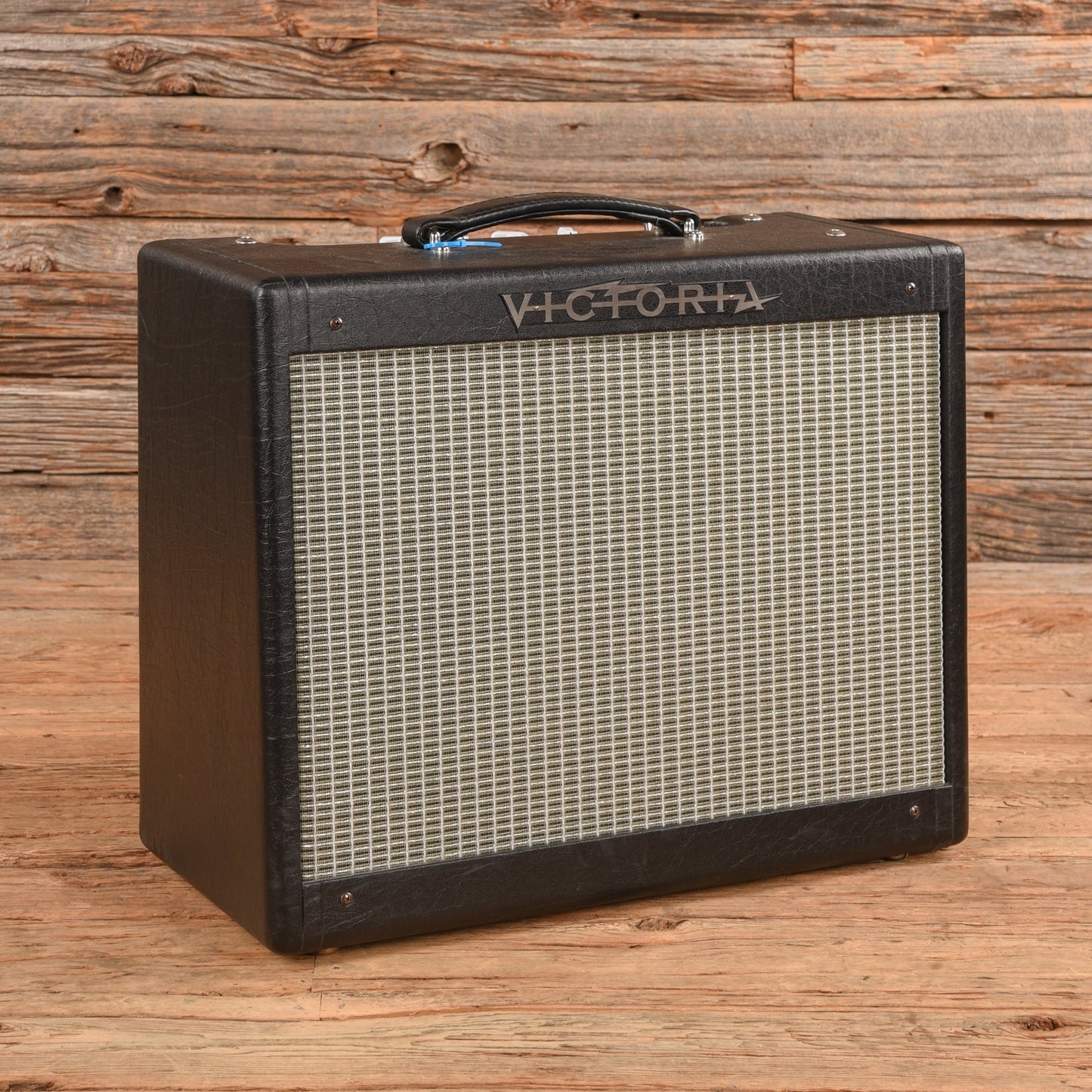 Victoria Club Deluxe 20-Watt 1x12" Guitar Combo