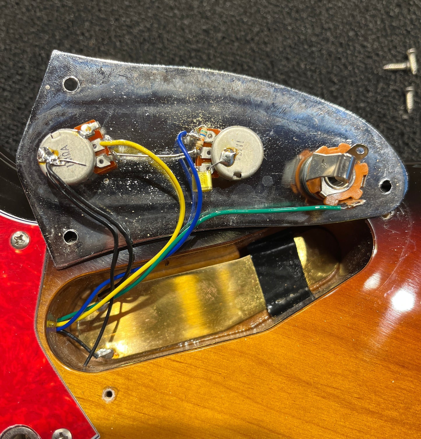 Fender Japan JG-66 Jaguar Reissue Sunburst