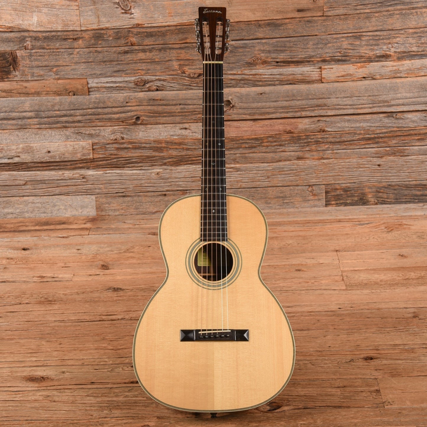Eastman E20OO Natural