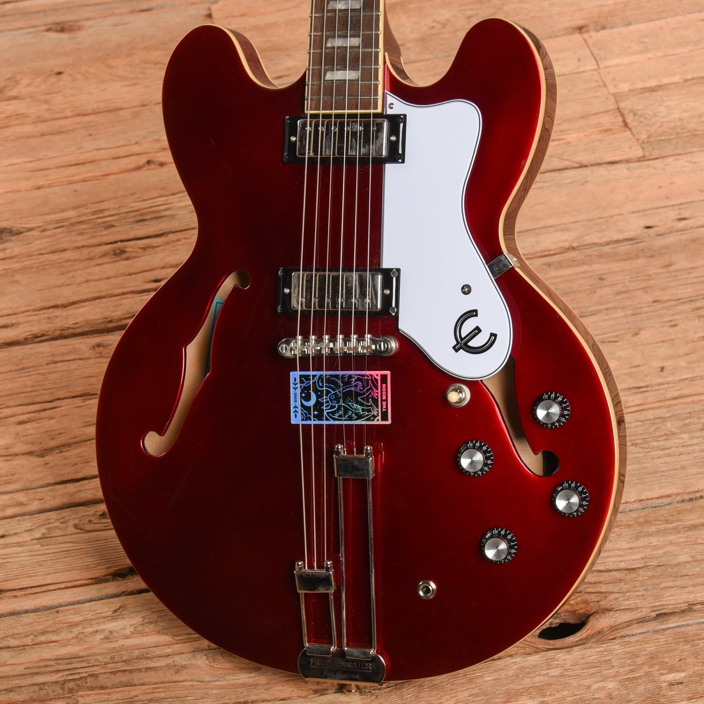 Epiphone E360TD Riviera Sparkling Burgundy 2020