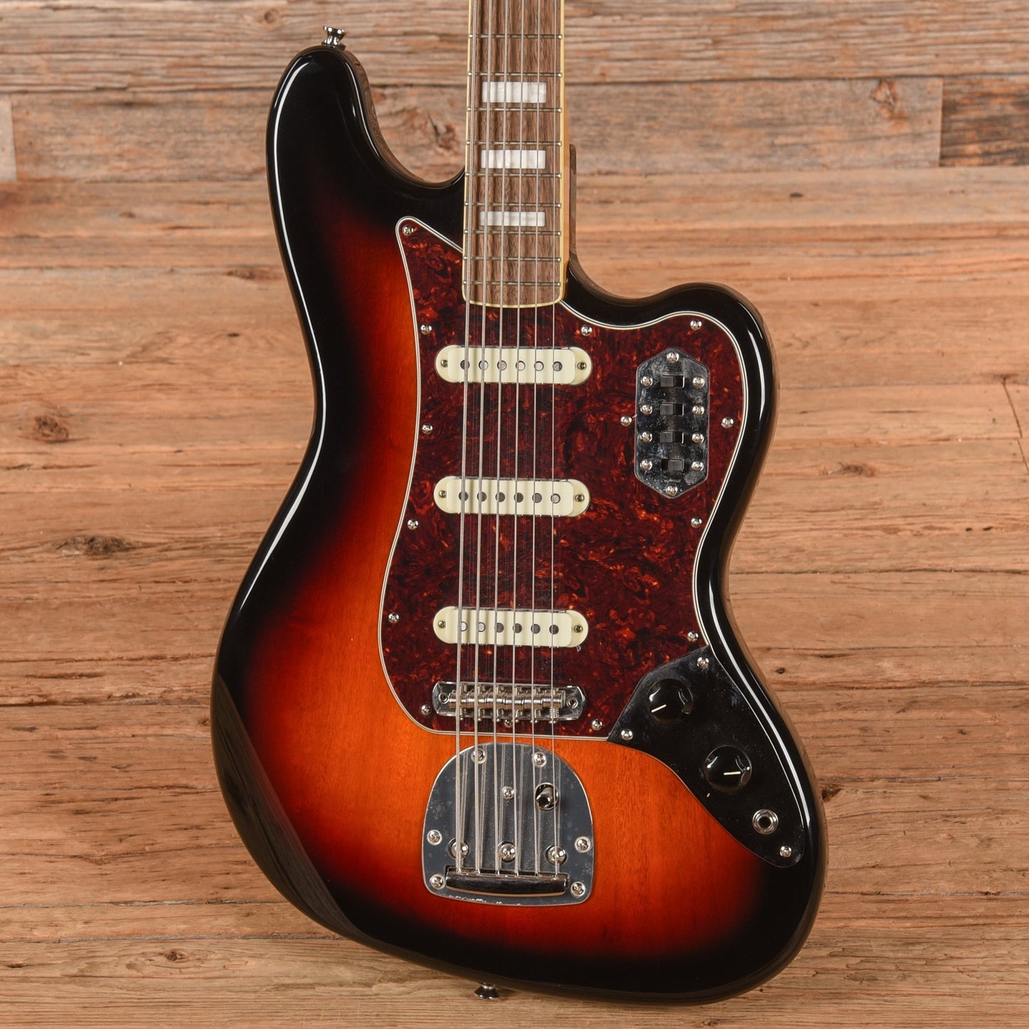 Squier Classic Vibe Bass IV Sunburst 2019
