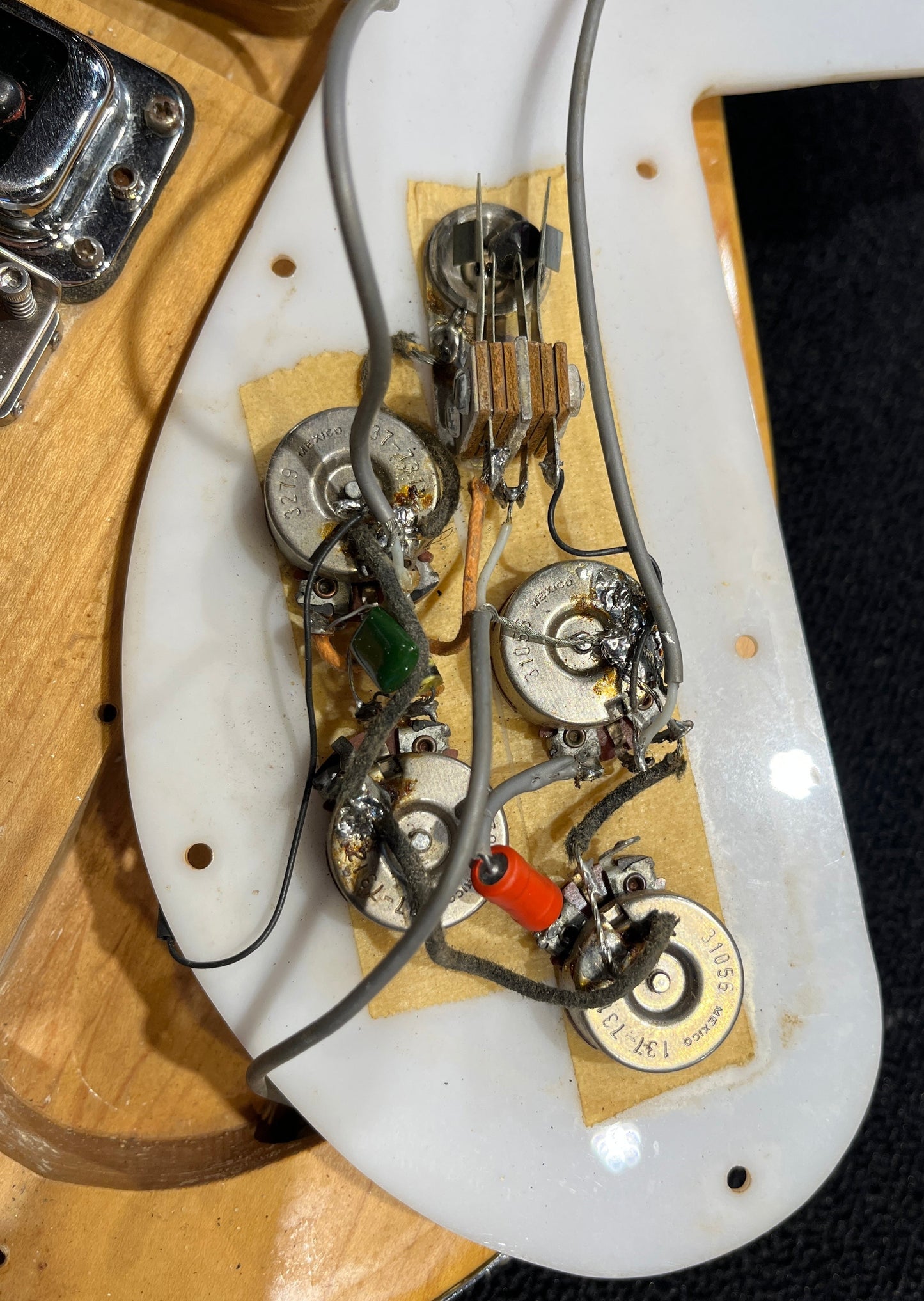Rickenbacker 480 Mapleglo 1973