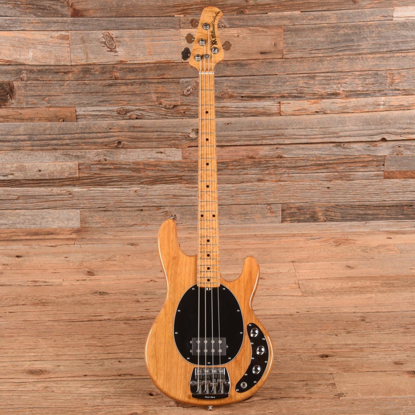 Music Man Classic StingRay 2EQ Natural 2017