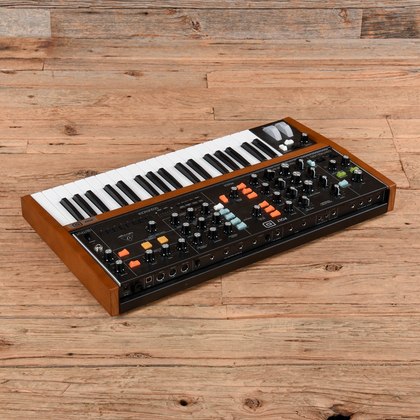 Behringer Poly D 4-Voice Polyphonic Synthesizer