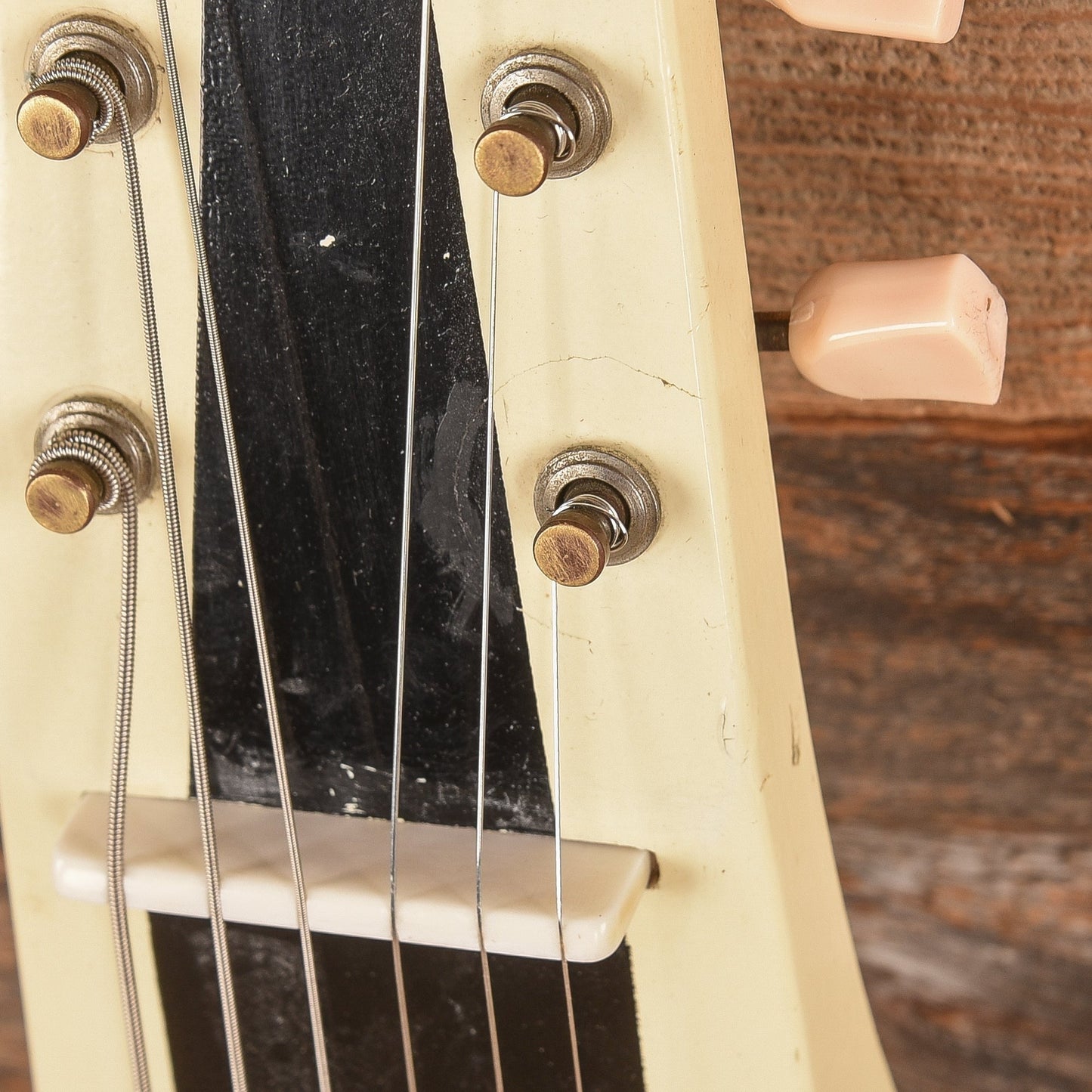 Supro Comet Lap Steel White 1956