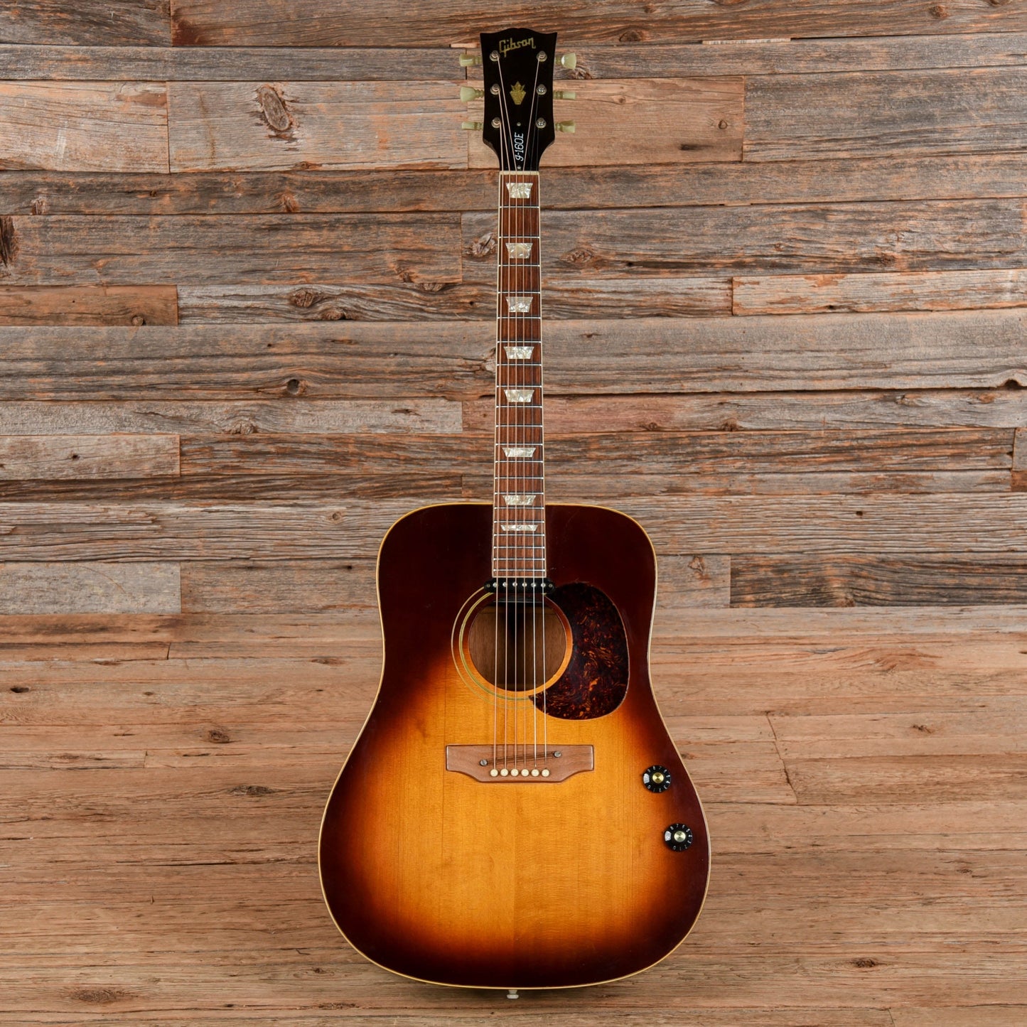 Gibson J-160E Sunburst 1975