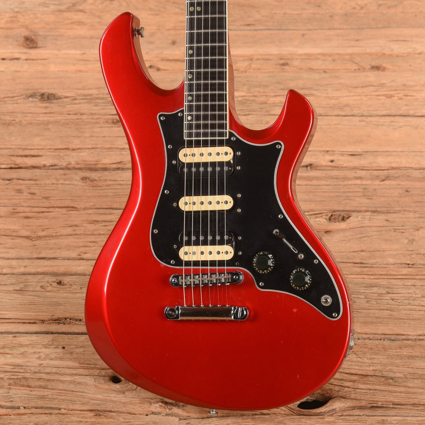 Gibson Victory MVX Candy Apple Red 1982