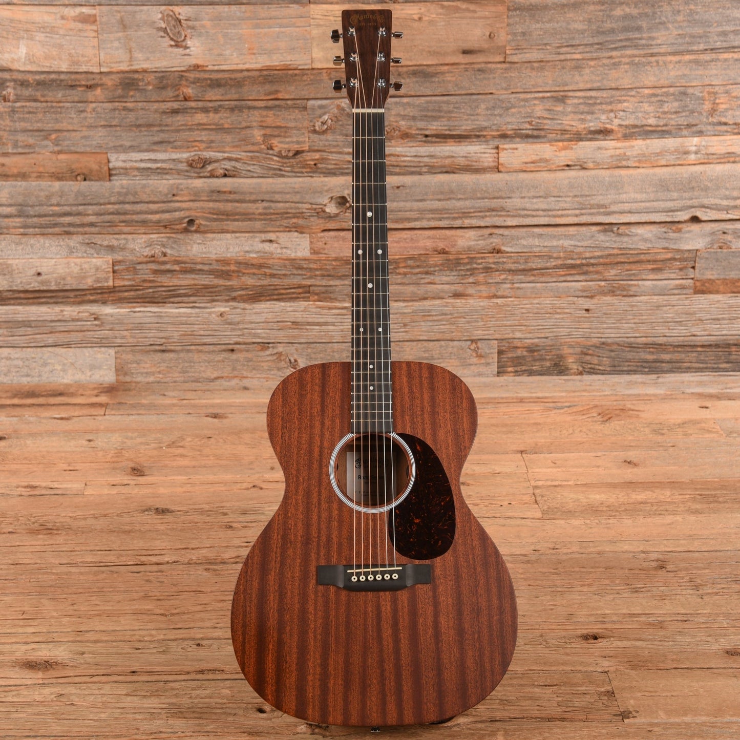 Martin Road Series 000-10E Natural 2021