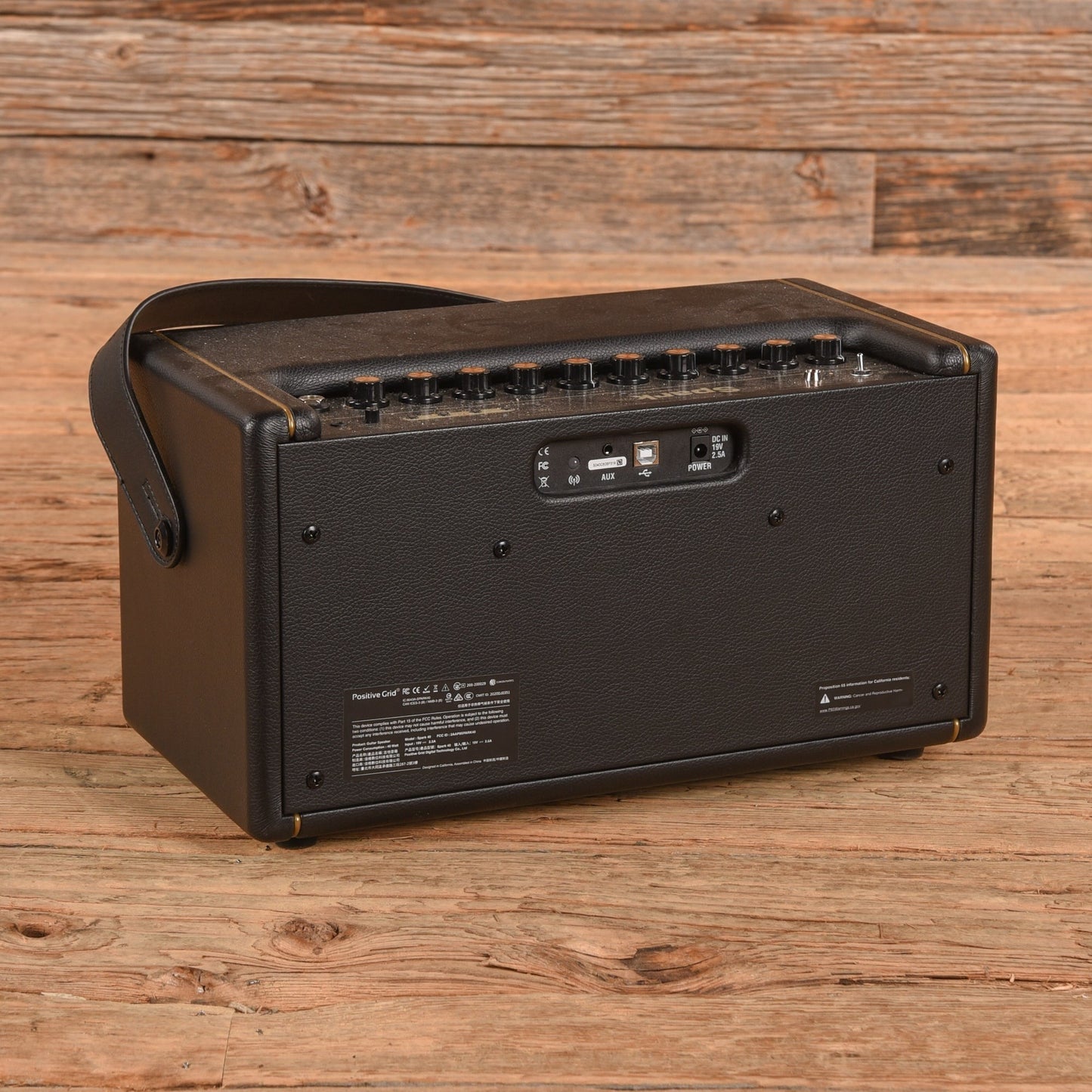 Positive Grid Spark 40 40-Watt 2x4" Modeling Guitar Combo