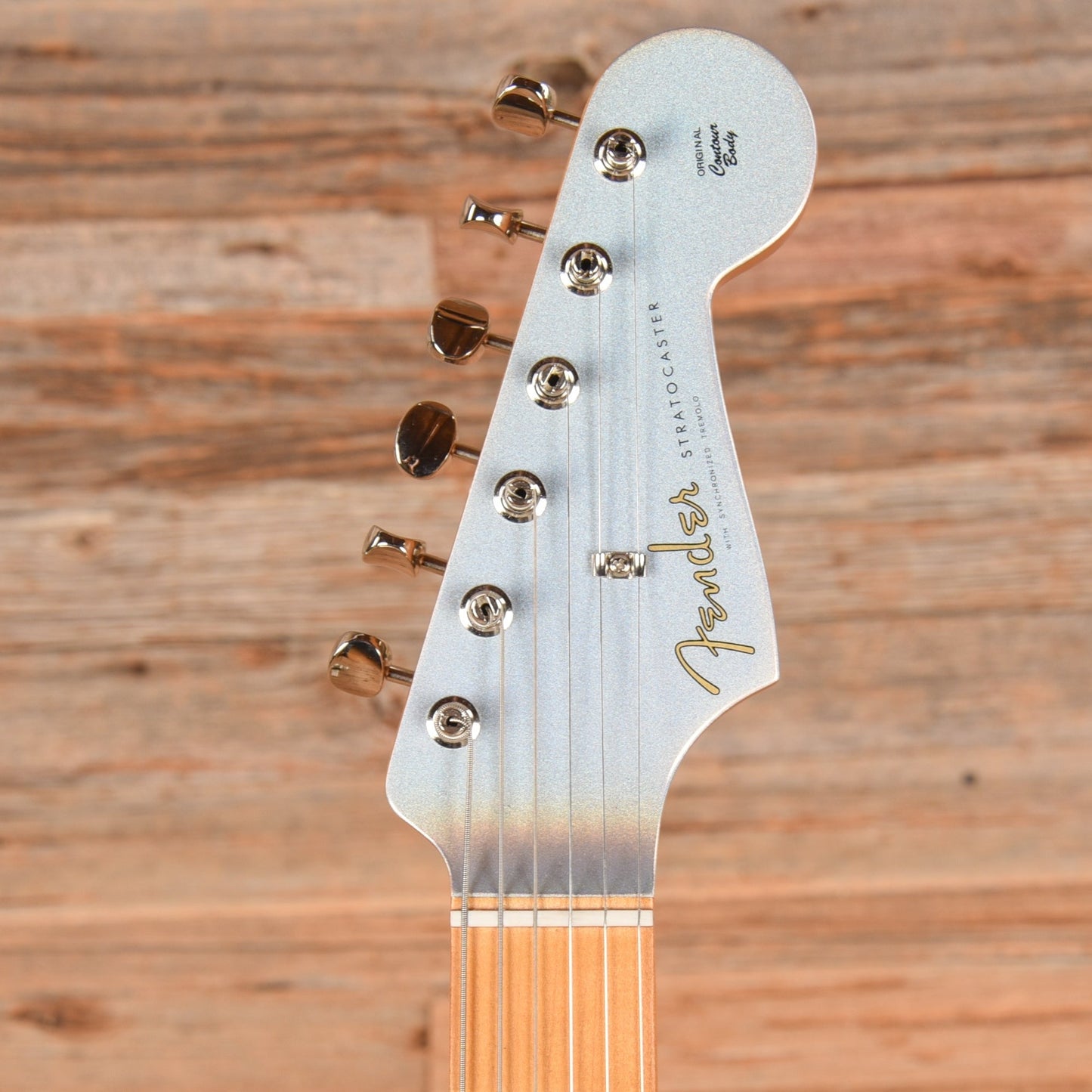 Fender H.E.R. Signature Stratocaster Chrome Glow 2024