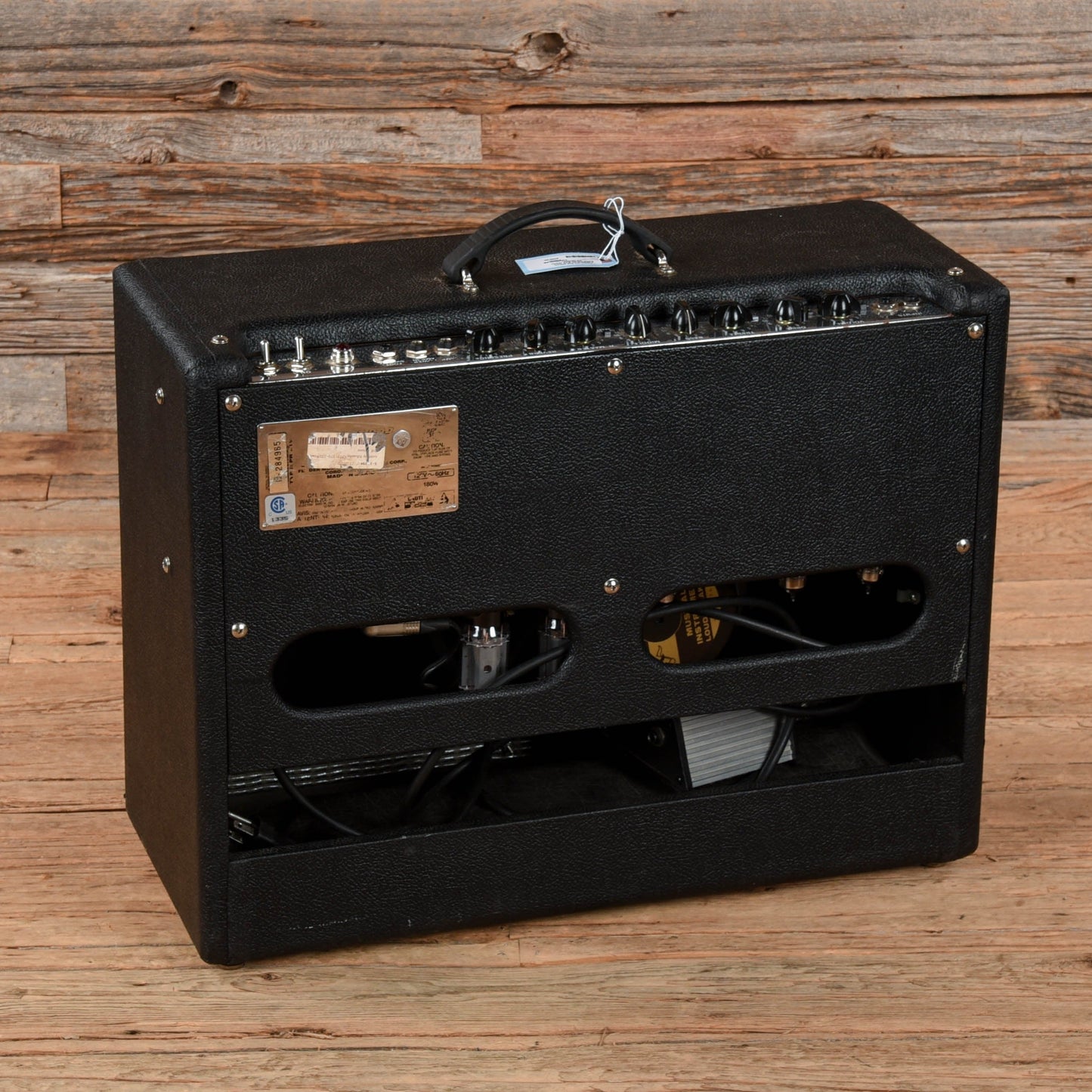 Fender Hot Rod Deluxe 3-Channel 40-Watt 1x12" Guitar Combo Amp